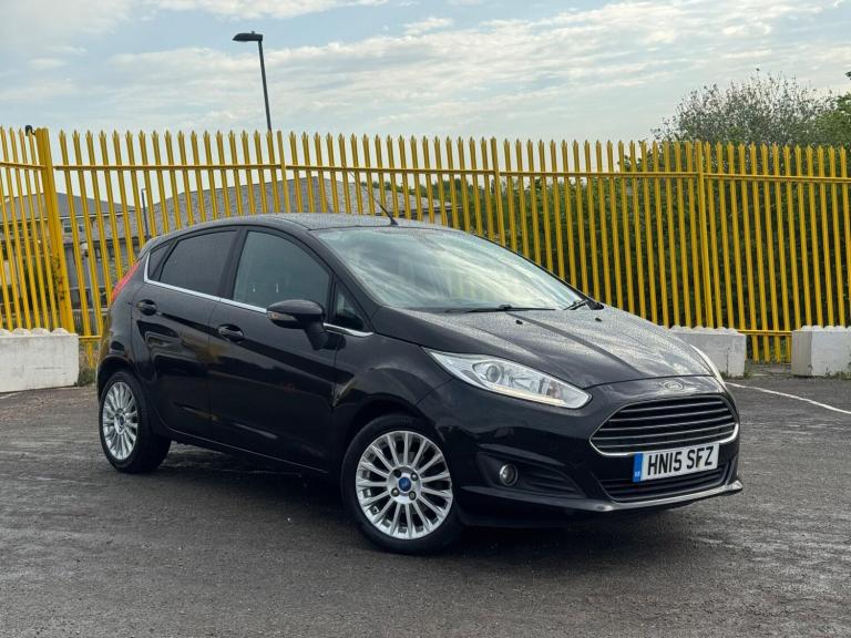 2015 Ford Fiesta 1.0T EcoBoost Titanium Euro 5 (s/s) 5dr HATCHBACK Petrol Manual