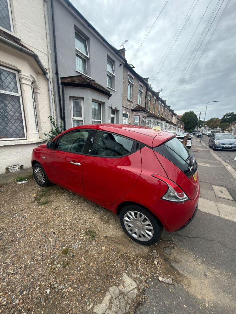 Chrysler, YPSILON, Hatchback, 2012, Manual, 1242 (cc), 5 doors