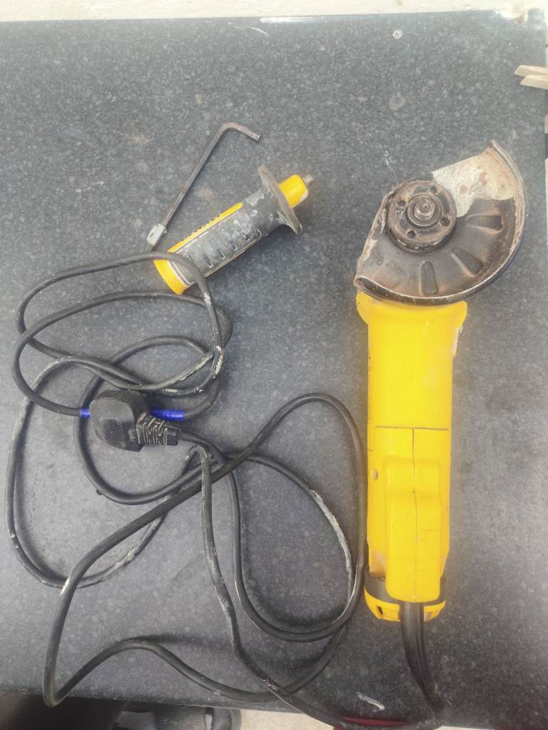 image for Dewalt DWE4206 LX Angle Grinder 3" Type, 110V, 115mm, 1010W, 11000 OPM