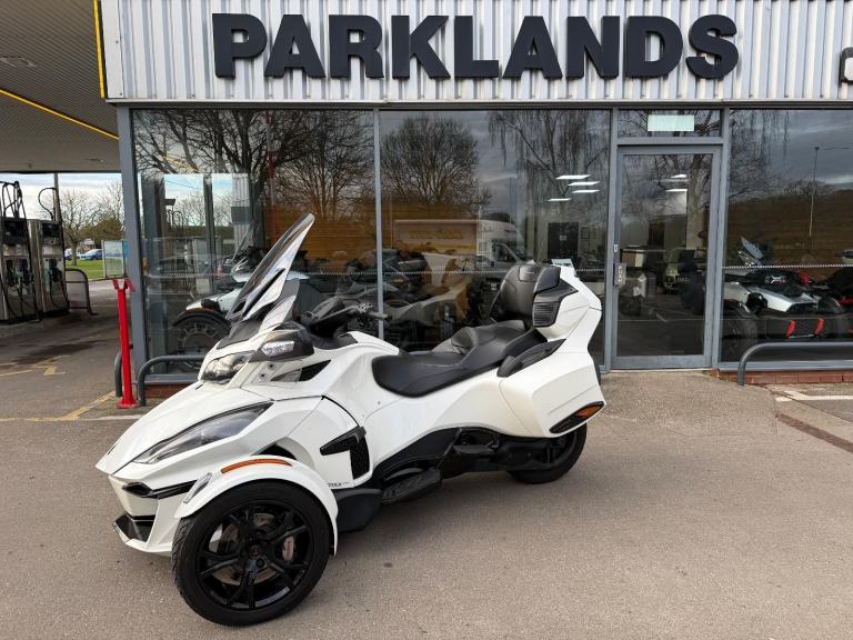 2019 Can-Am SPYDER RT Limited 1330cc 6 speed semi automaic trike