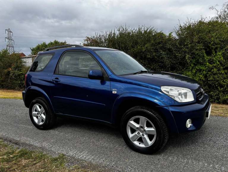 2004 Toyota RAV4 2.0 XT3 3dr Auto ESTATE PETROL Automatic