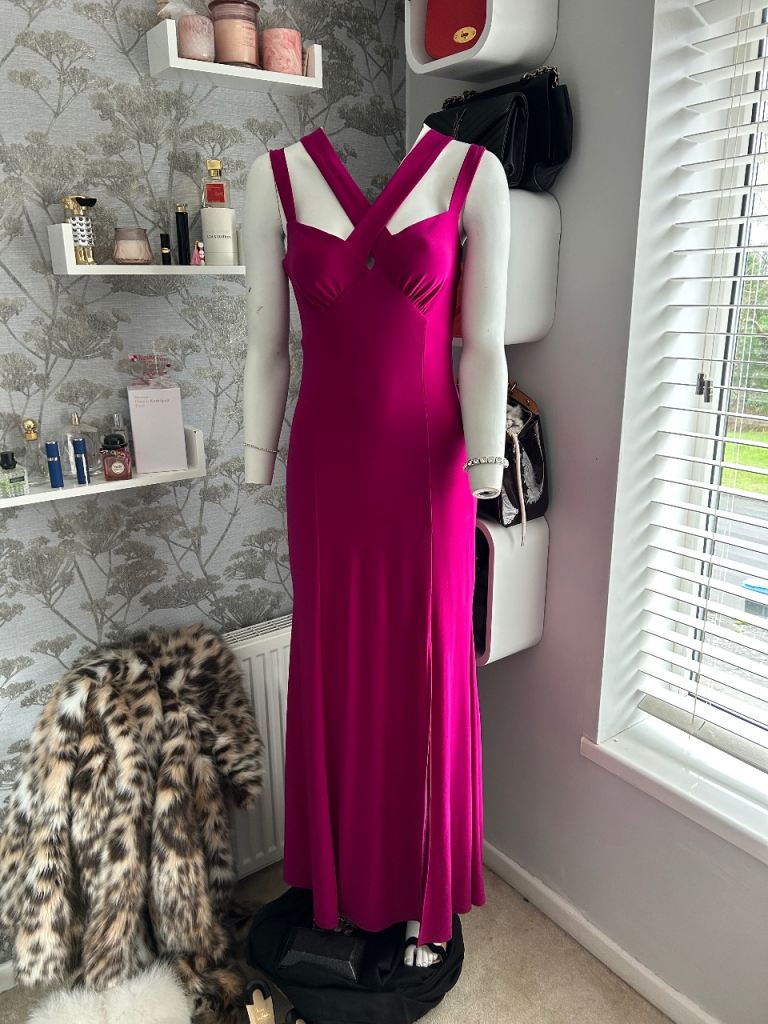BRAND NEW PROM, WEDDING & EVENING DRESSES FOR SALE - various sizes and colours 