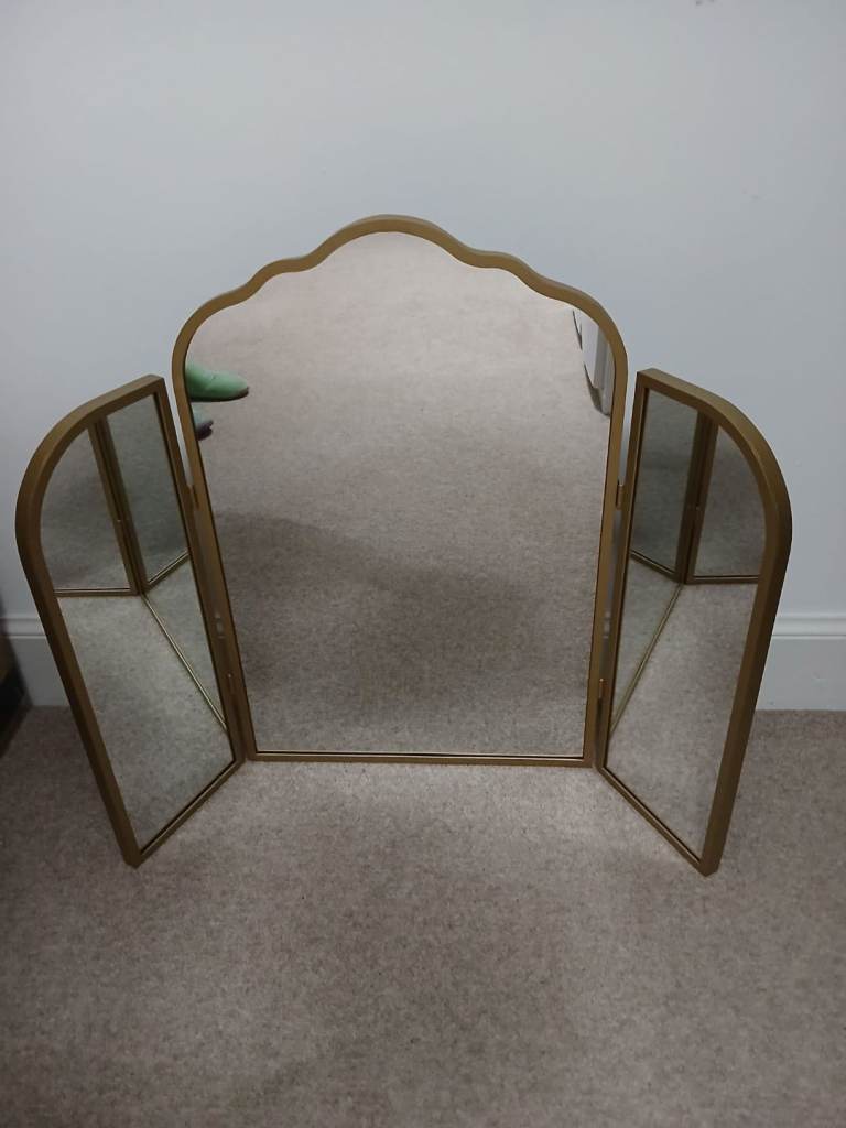 Gold Vintage Dressing Table Mirror