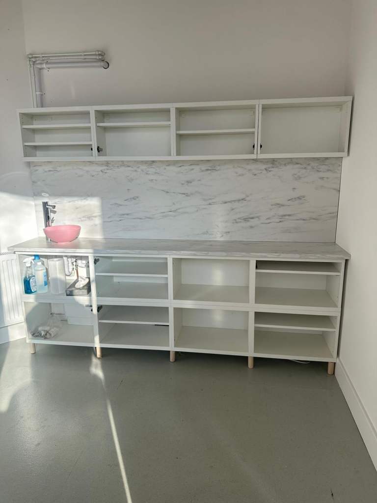 Beauty - Therapy - Rooms to Rent in Wembley