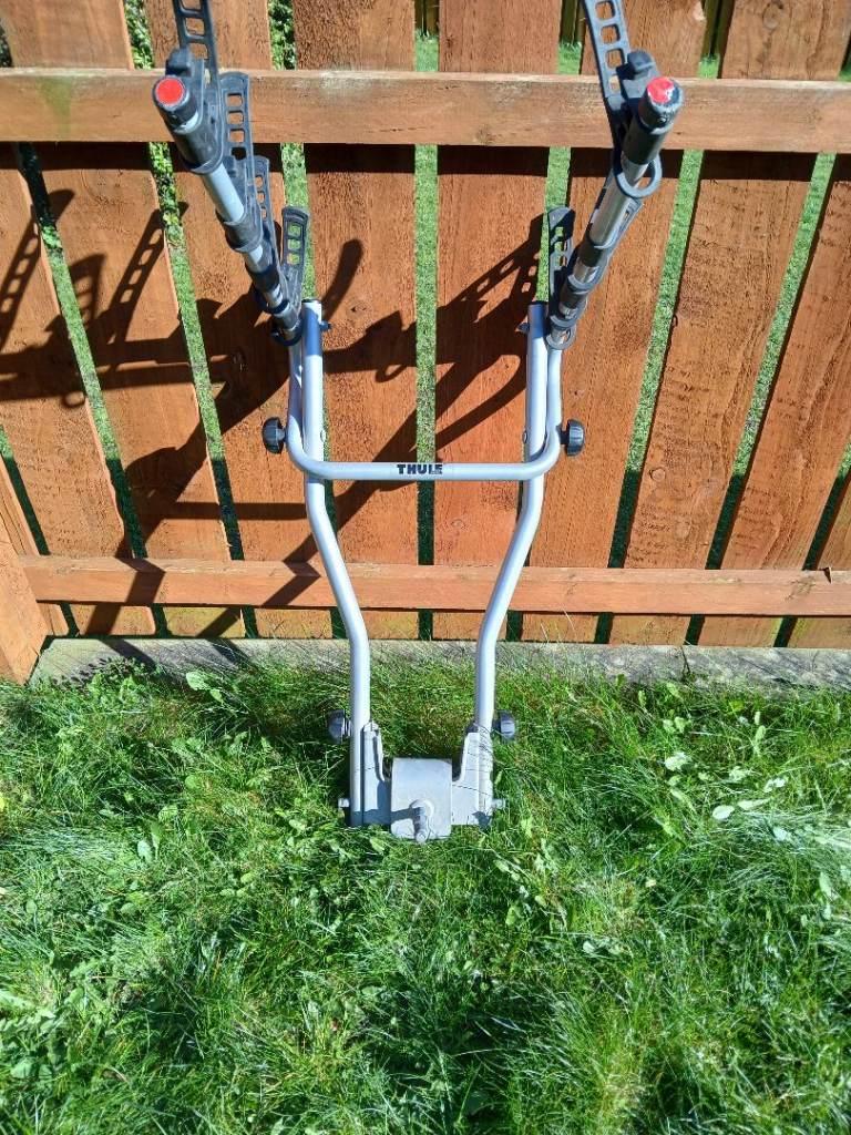 Thule 4 bike carrier. Towbar mounted