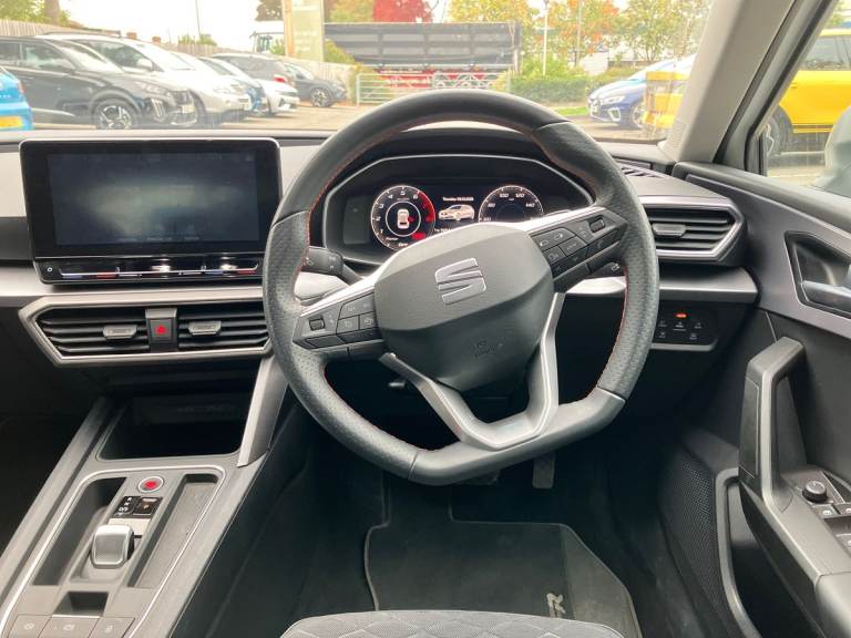 2025 SEAT Leon 1.0 eTSI FR 5dr DSG Hatchback PETROL Automatic