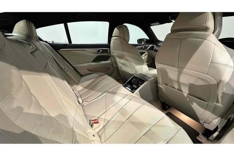 2022 BMW 8 Series Gran Coupe 3.0 840d MHT M Sport Saloon 4dr Diesel Hybrid Steptronic xDrive Euro...