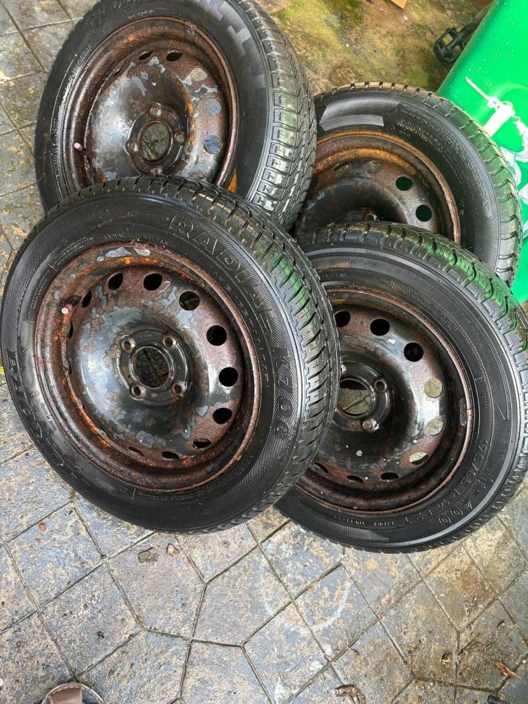 Wheels and tyres 175/65R14 82T