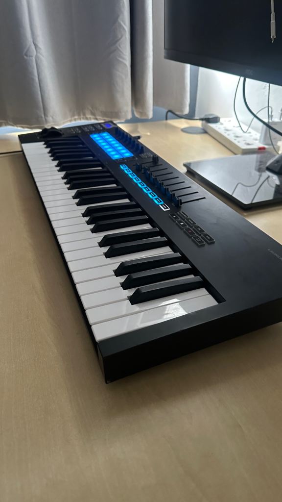 Novation Launchkey 49 