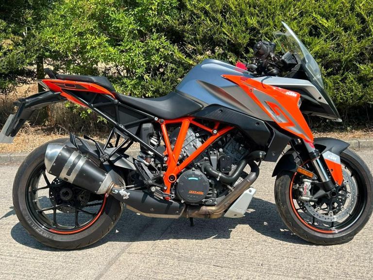 2017 67 KTM 1290 Super Duke GT 1290 Sports Tourer Euro 4 6095 Miles