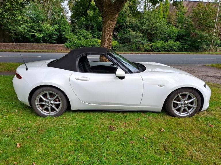 Mazda MX-5 SE-L NAV