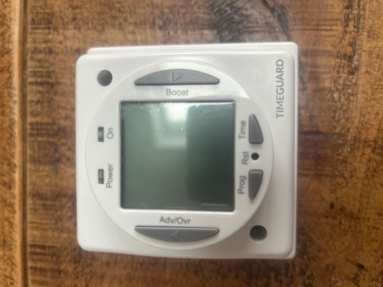 24 HOUR IMMERSION HEATER TIMESWITCH 