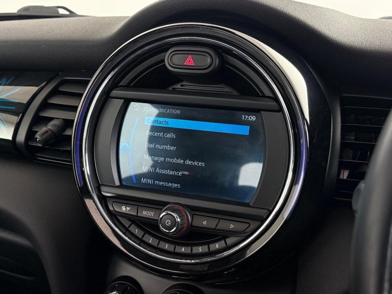 2019 MINI Hatch 1.5 Cooper Exclusive Euro 6 (s/s) 5dr HATCHBACK Petrol Manual