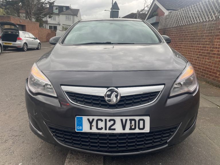 2012 VAUXHALL ASTRA 1.6i