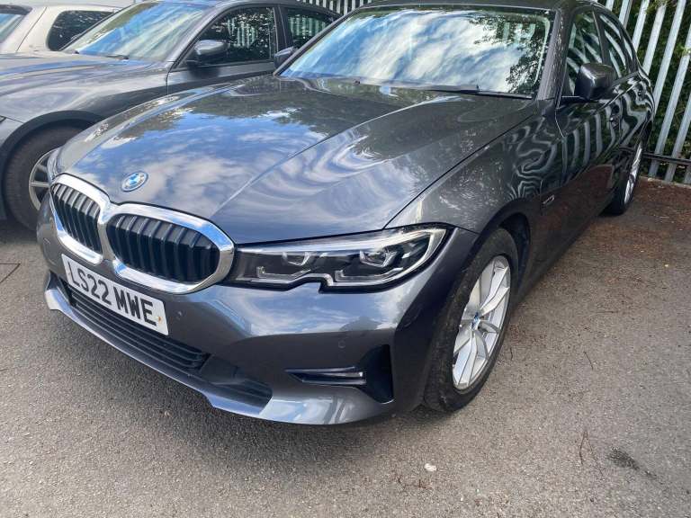 2022 BMW 3 Series 330e SE Pro 4dr Step Auto SALOON PETROL/ELECTRIC Automatic