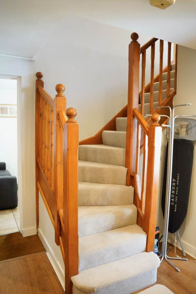 Large Single room in Broughton