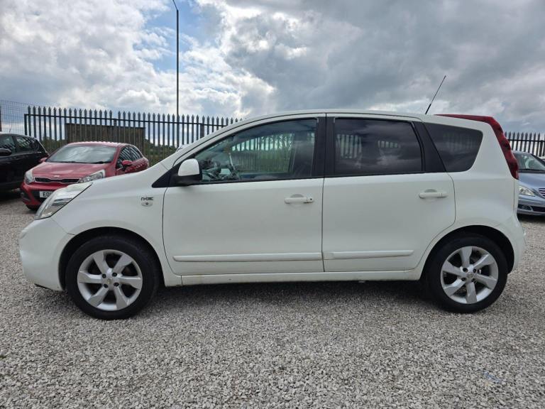 2009 Nissan Note 1.6 16V n-tec Euro 4 5dr MPV Petrol Manual