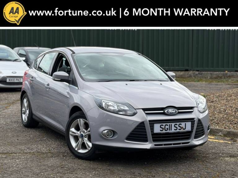 2011 Ford Focus 1.6 Zetec Hatchback 5dr Petrol Manual Euro 5 (125 ps) Hatchback Petrol Manual