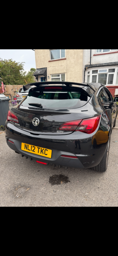 Vauxhall, ASTRA GTC, Hatchback, 2012, Manual, 1364 (cc), 3 doors