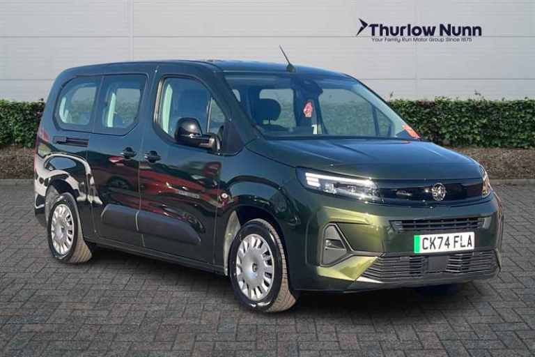 2024 Vauxhall Combo Life Electric 52kWh Design XL MPV 5dr Electric Auto (7.4kW Charger) (136 ps) ...