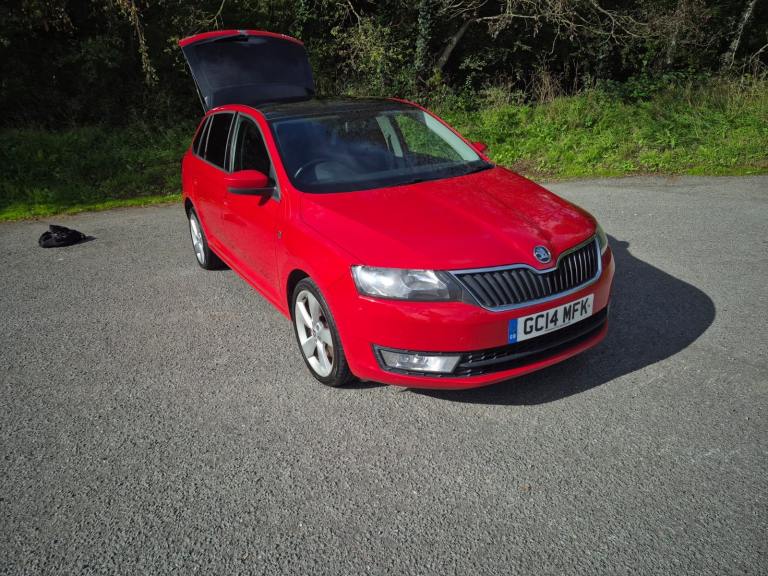 Skoda, RAPID SPACEBACK, Hatchback, 2014, Manual, 1598 (cc), 5 doors