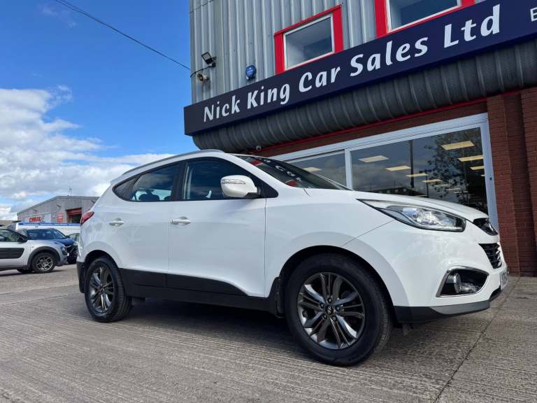 2014 Hyundai Ix35 1.6 GDI SE Nav 5dr ++ NAV / CAMERA / 7 SERVICES / ULEZ ++ ESTATE Petrol Manual