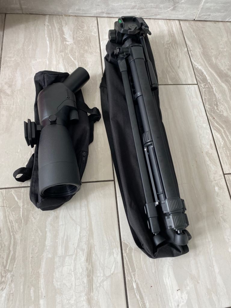 Maginon Spotting Scope 20-60x60 with tripod / Telescope 