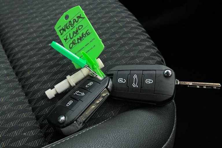 2019 Vauxhall Crossland X 1.2T ecoTec [110] Tech Line Nav 5dr [6 Spd] [S/S] HATCHBACK PETROL Manual