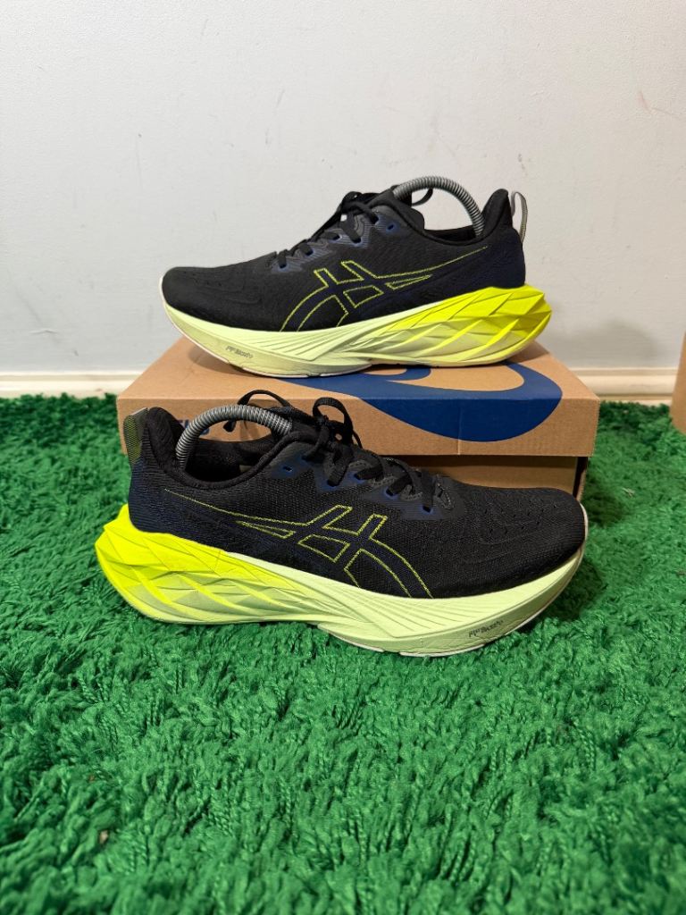 Black & yellow asics novablast 4 running shoes trainers marathon hyrox size UK 7.5