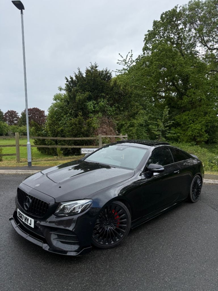Mercedes e220d amg coupe premium plus 