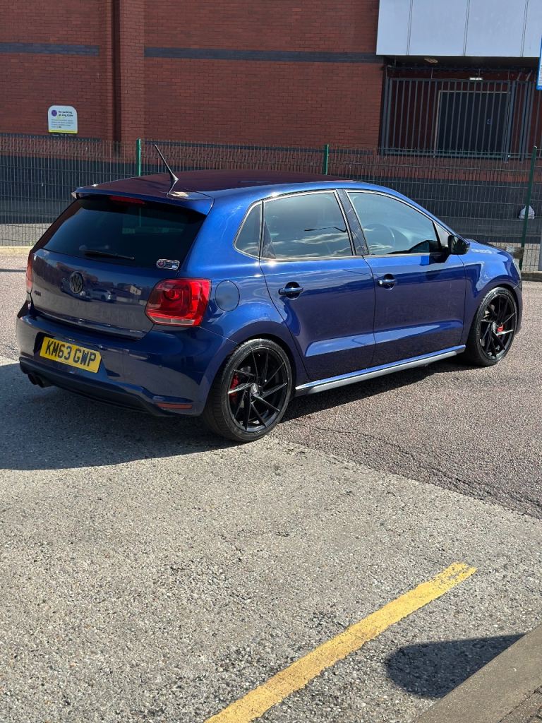 Volkswagen, POLO, Hatchback, 2013, Semi-Auto, 1390 (cc), 5 doors