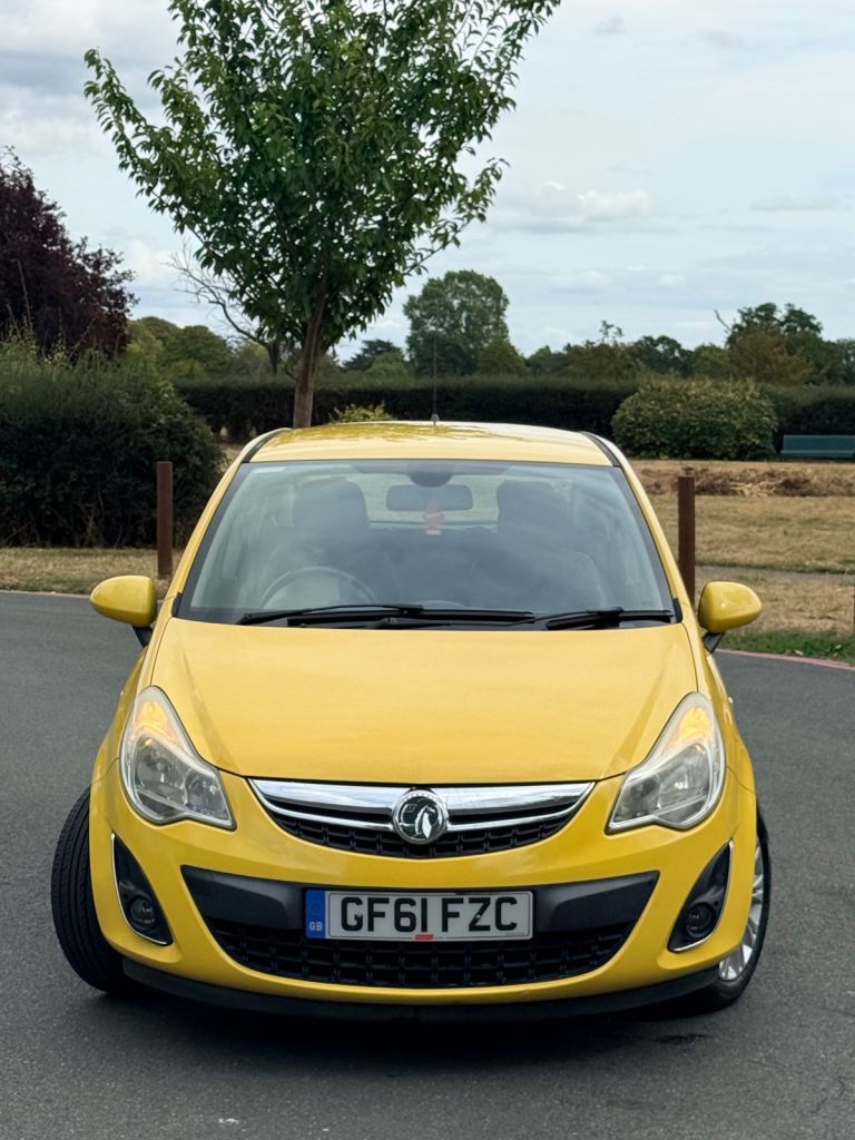 2012 Vauxhall Corsa SE Automatic 1.4L Petrol 62K Miles Full Service History 1YR MOT  ONLY 1 OWNER