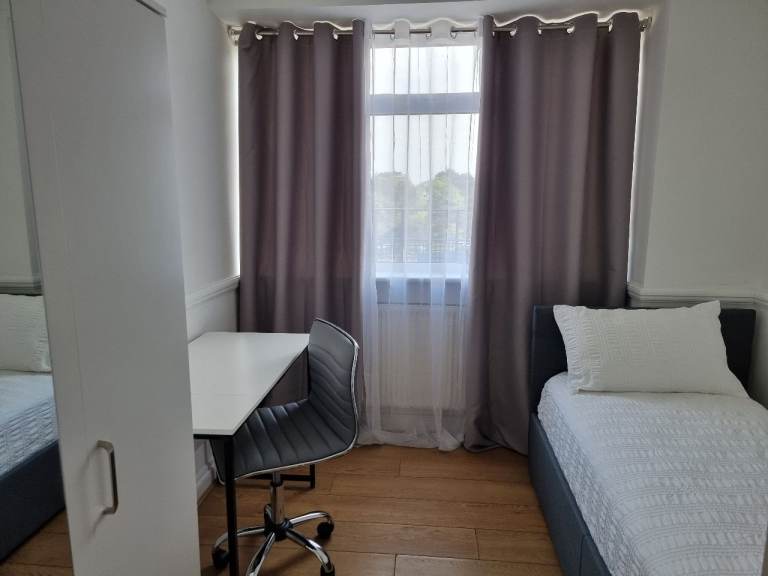 Bright Room 