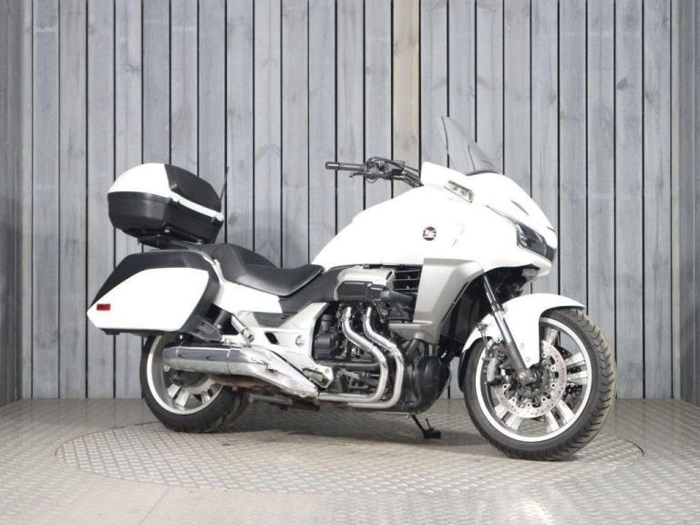 2015 15 HONDA CTX1300