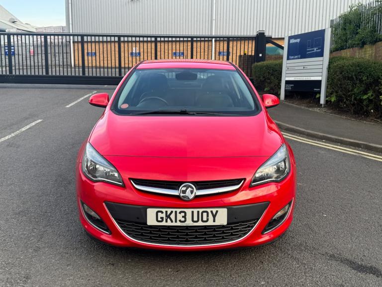 2013 Vauxhall Astra 1.6i 16V SE 5dr HATCHBACK Petrol Manual