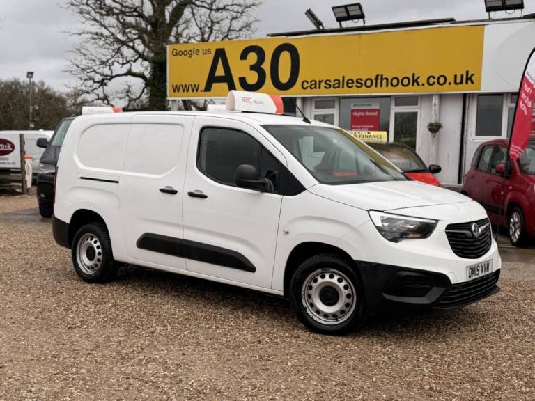 2019 Vauxhall Combo 2300 1.5 Turbo D 100ps H1 Edition Van PANEL VAN DIESEL Manual