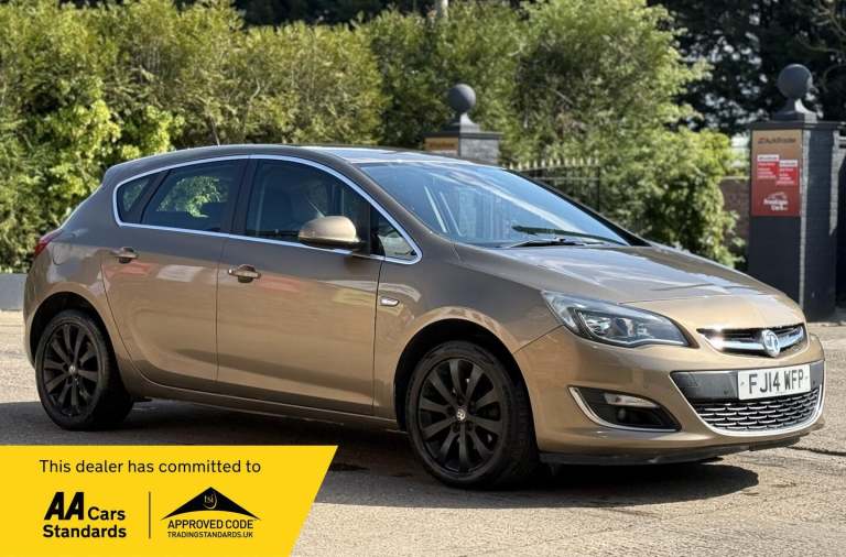 2014 Vauxhall Astra 2.0 CDTi ecoFLEX Elite Euro 5 (s/s) 5dr Diesel