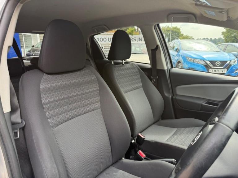  Toyota Yaris 1.33 VVT-i Icon 5dr - FTSH - AIR CON -ALLOYS - REAR CAMERA