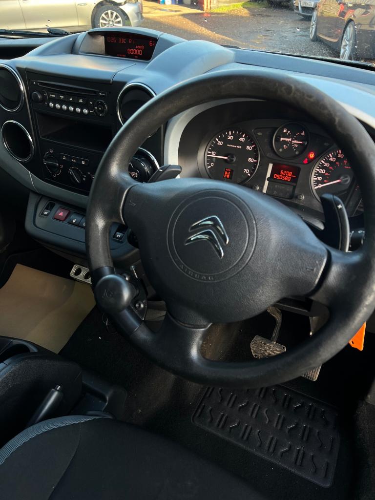 2013 Citroen Berlingo Multispace 1.6 e-HDi 90 Airdream XTR 5dr EGS6 MPV Diesel Automatic