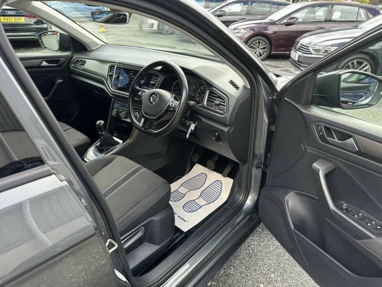 2018 Volkswagen T-Roc 1.0 TSI SE SUV 5dr Petrol Manual Euro 6 (s/s) (115 ps) HATCHBACK Petrol Manual