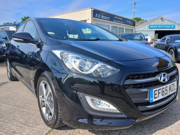 2015 Hyundai i30 1.6 CRDi Blue Drive SE Nav DCT Euro 6 (s/s) 5dr Hatchback Diesel Automatic