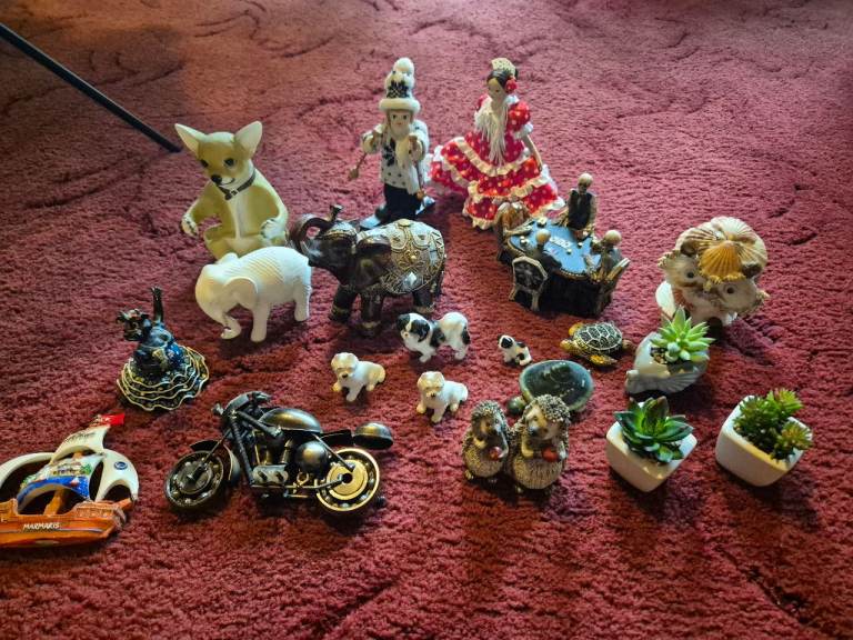 ⭐️Job lot/Car Boot/ Freebies Ornaments. ⭐️Collection Only⭐️