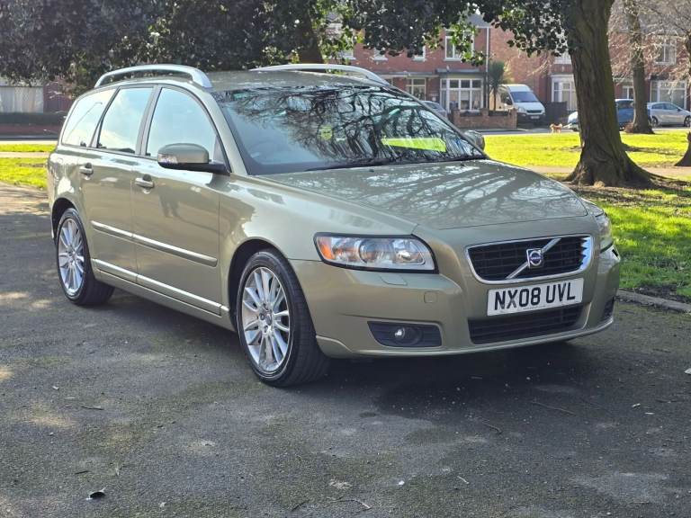 VOLVO V50 SE LUX ESTATE 2.0L 16V 2008