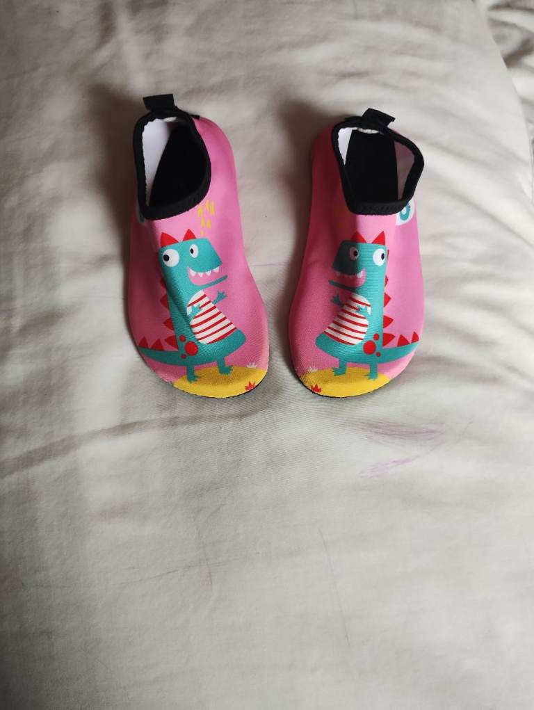 Beach/pool shoes 
