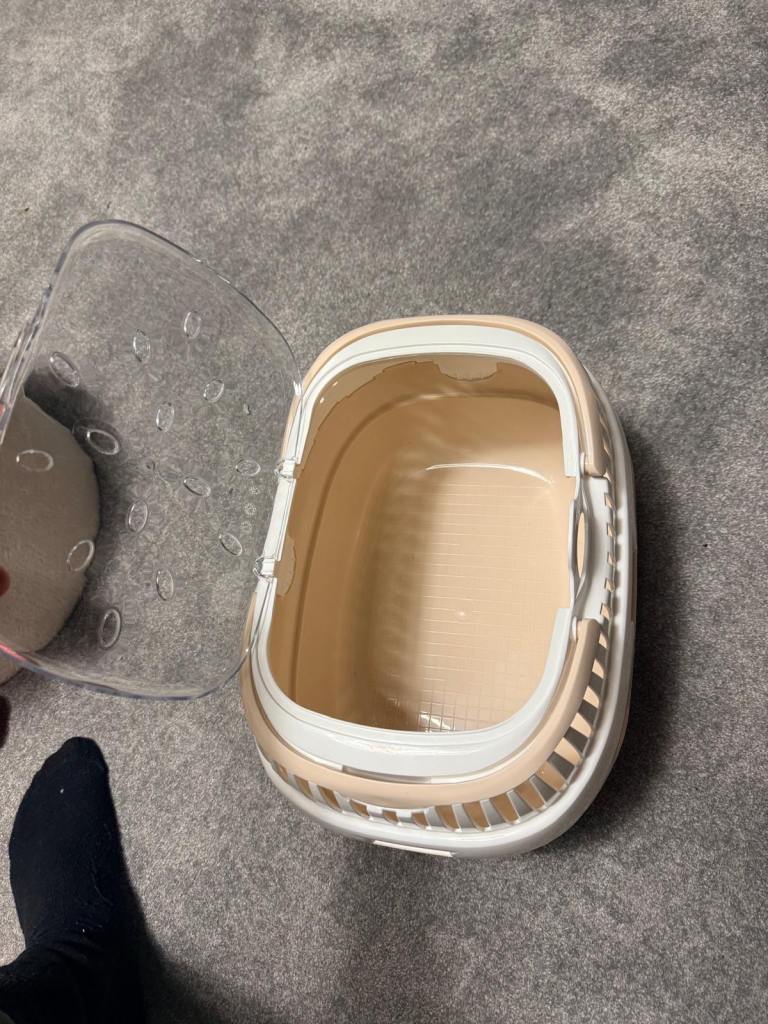 Pet Carrier – Ideal for Kittens & Small Animals (Like New)