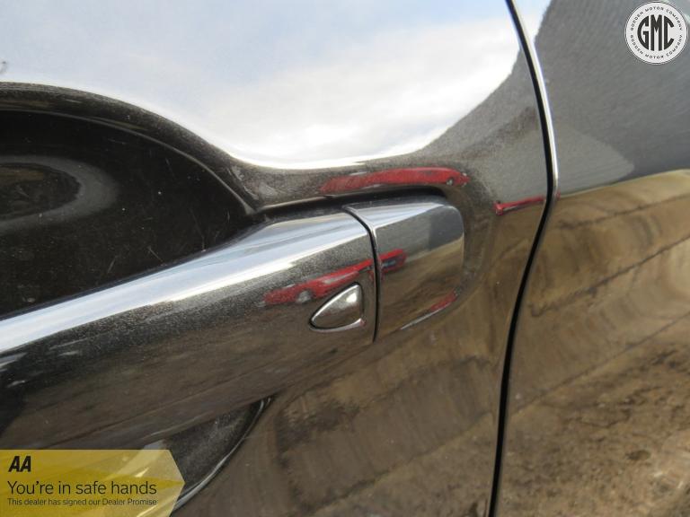 NISSAN QASHQAI 1.5 dCi N-Connecta Full Service History, Satnav 2019