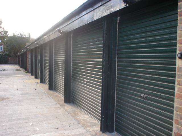  Garage to rent in Fulham, Hammersmith, W6 9EY
