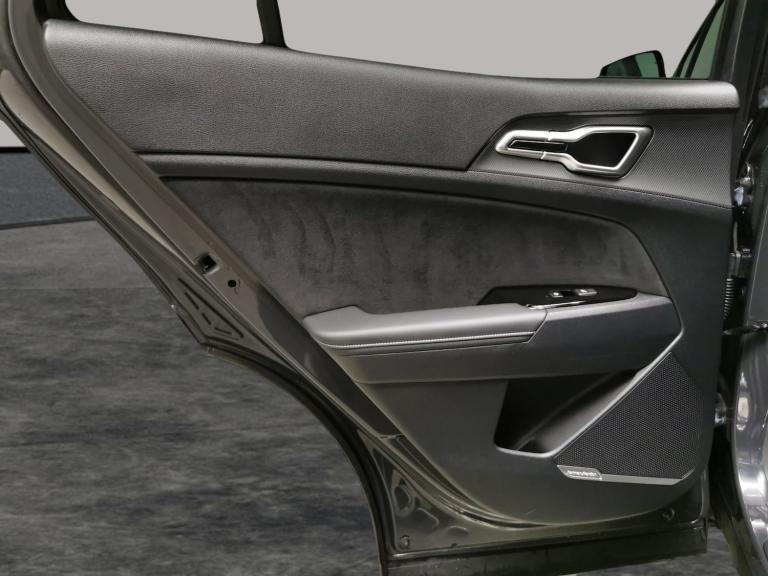 2023 Kia Sportage 1.6 h T-GDi GT-Line S SUV 5dr Petrol Hybrid Auto Euro 6 (s/s) (226 bhp) - H Suv...