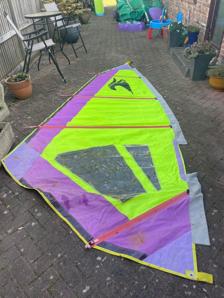 Windsurfing equipment