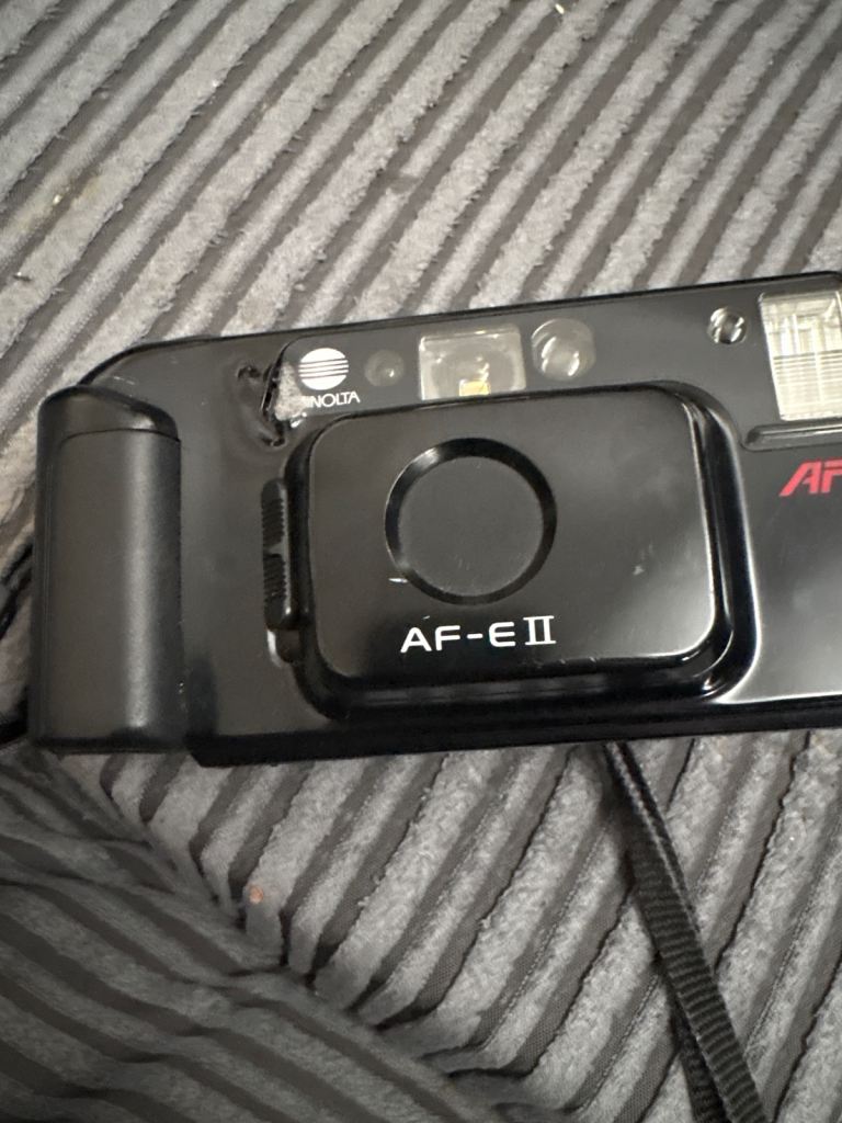 Minolta af- e2 camera. 
